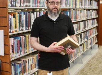 Trokey, staff, keep Farmington library running smoothly | Local News